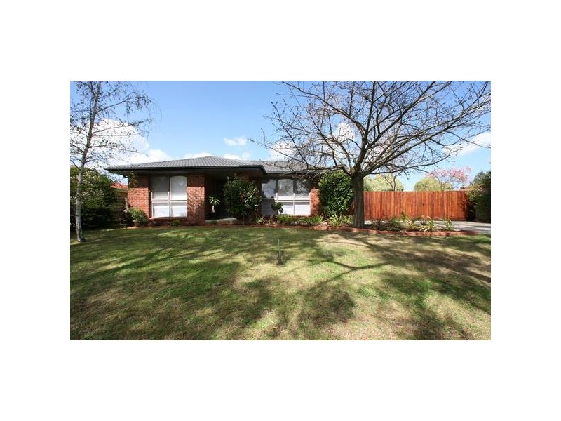 151 Windermere Drive, Ferntree Gully VIC 3156