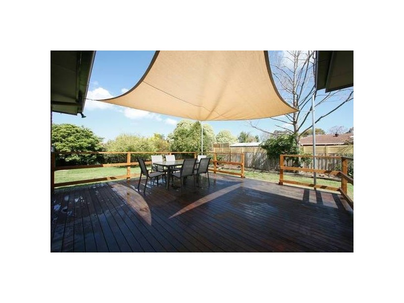 151 Windermere Drive, Ferntree Gully VIC 3156