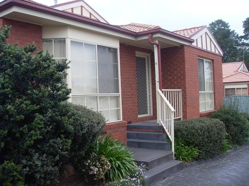 2/7 Hillcrest Avenue, Ferntree Gully VIC 3156