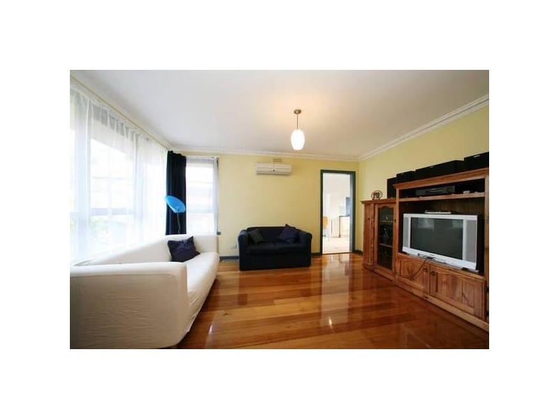 16 Waters Avenue, Ferntree Gully VIC 3156