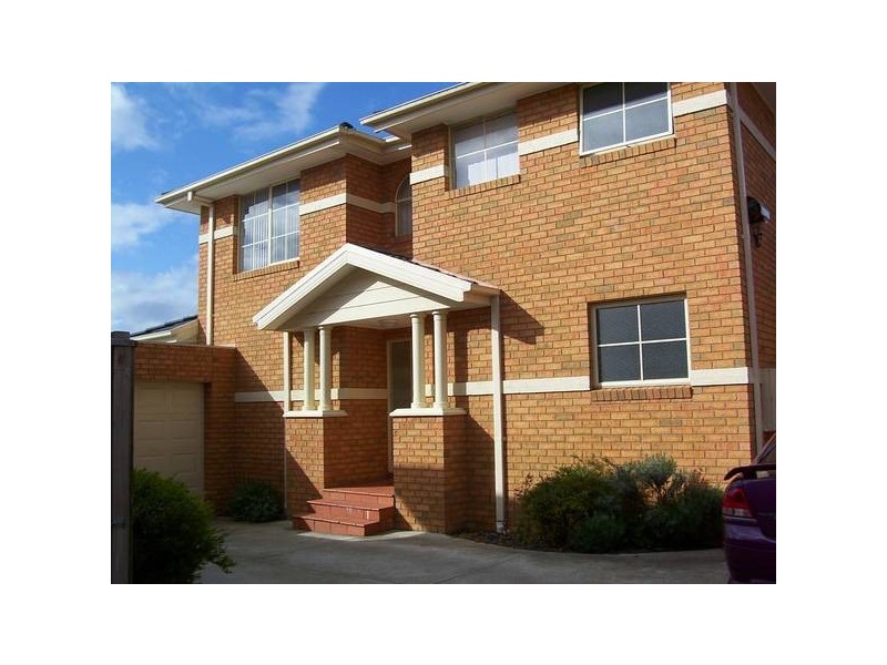 2/20 Jackie Close, Rowville VIC 3178