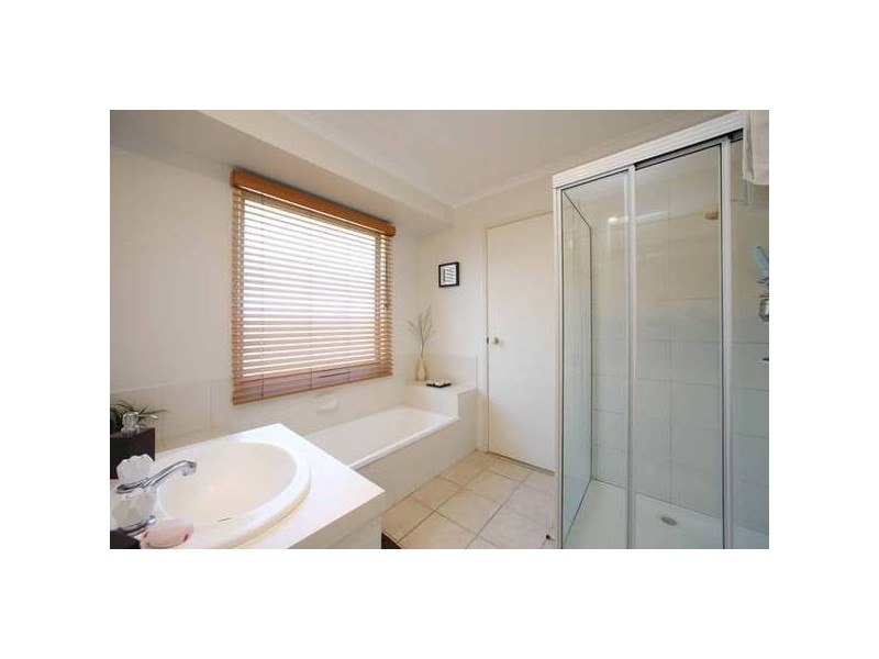 9 Lakesfield Drive, Lysterfield VIC 3156