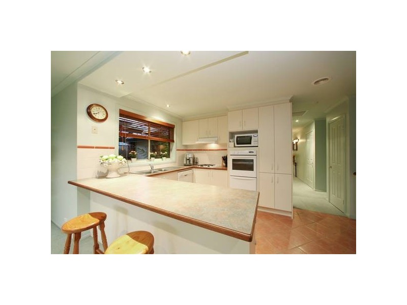 8 Damelio Court, Rowville VIC 3178