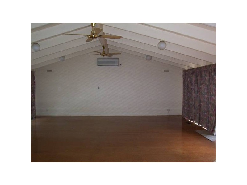 10 Norris Road, Rowville VIC 3178