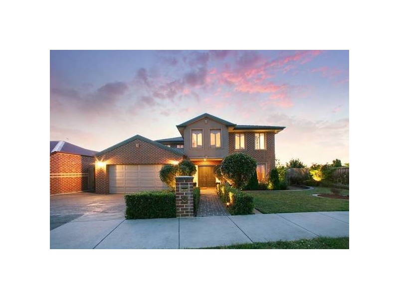 17 Langhorne Crescent, Rowville VIC 3178