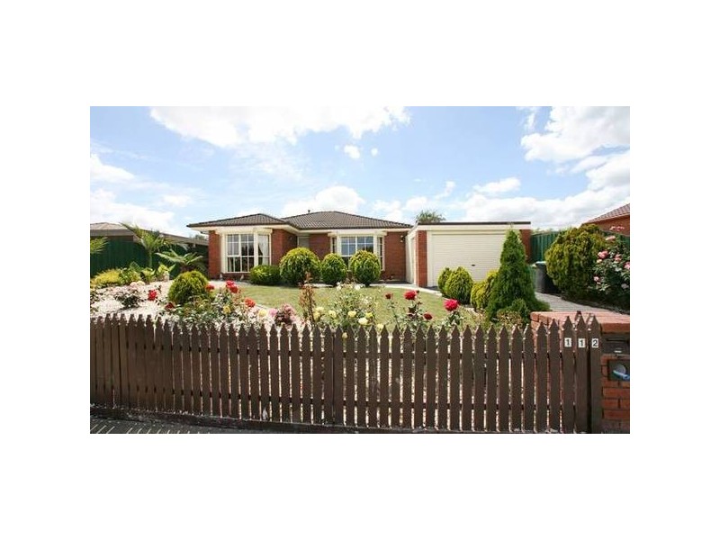 112 Lakesfield Drive, Lysterfield VIC 3156
