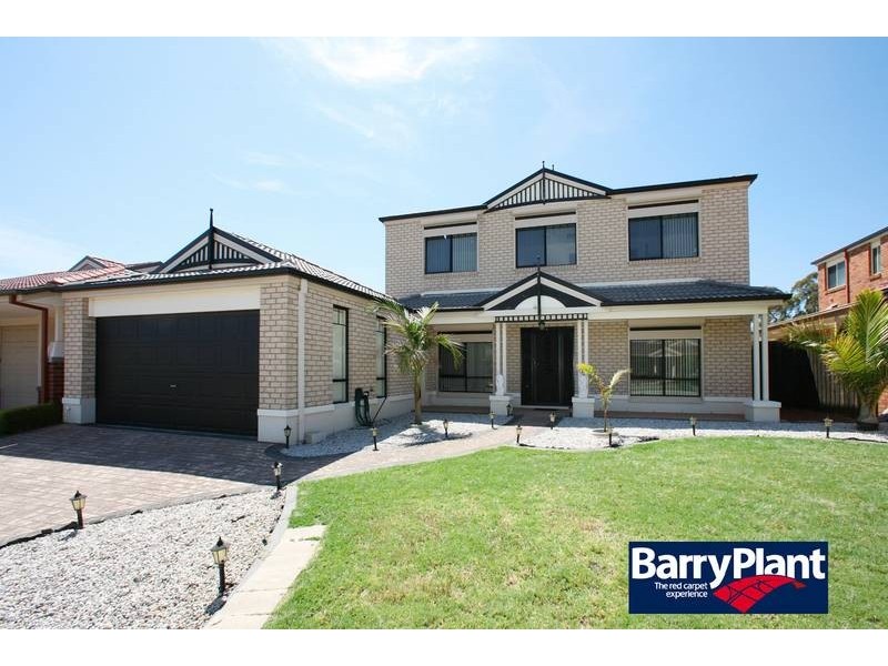 8 Tanglewood Road, Rowville VIC 3178