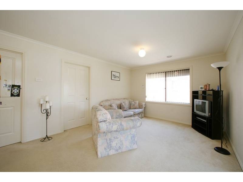 8 Tanglewood Road, Rowville VIC 3178