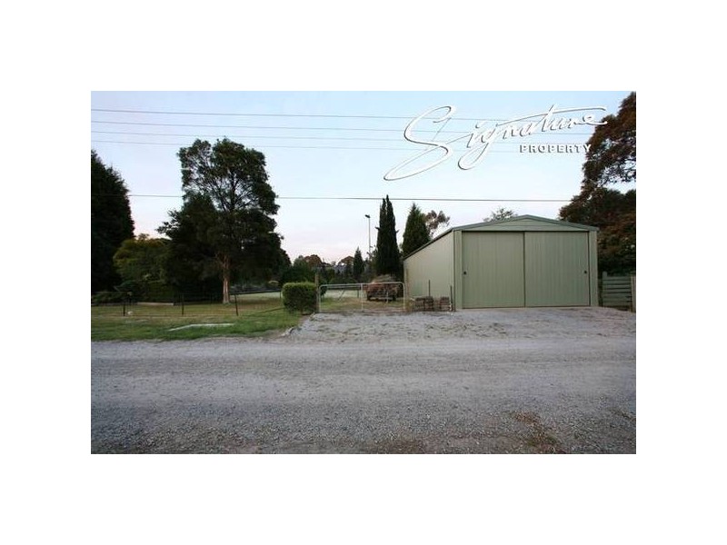 16 McKay Road, Rowville VIC 3178