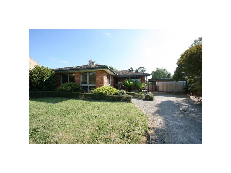 11 Natasha Court, Ferntree Gully VIC 3156