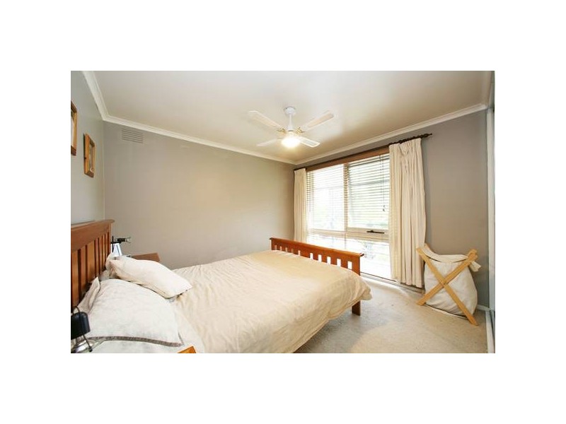 11 Natasha Court, Ferntree Gully VIC 3156