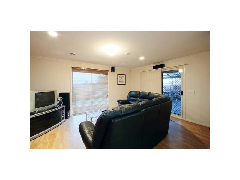 16 Sheridan Avenue, Rowville VIC 3178