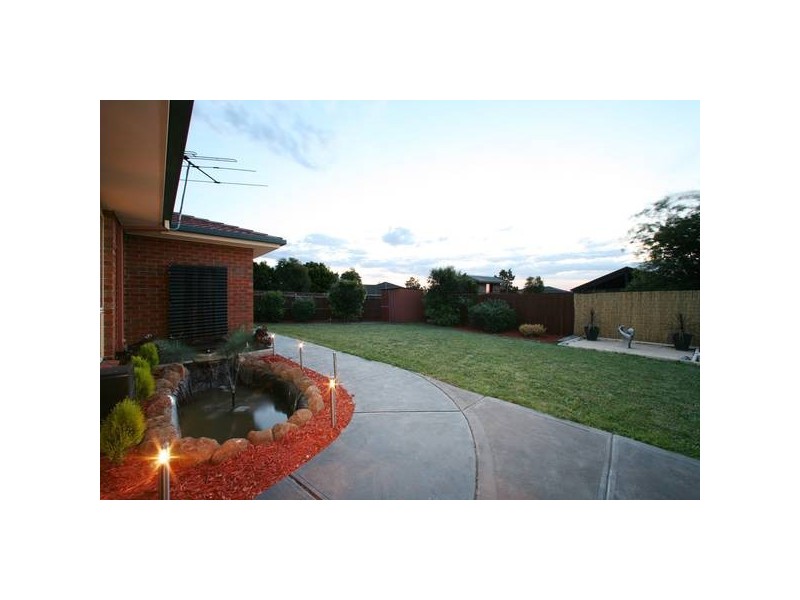 16 Sheridan Avenue, Rowville VIC 3178