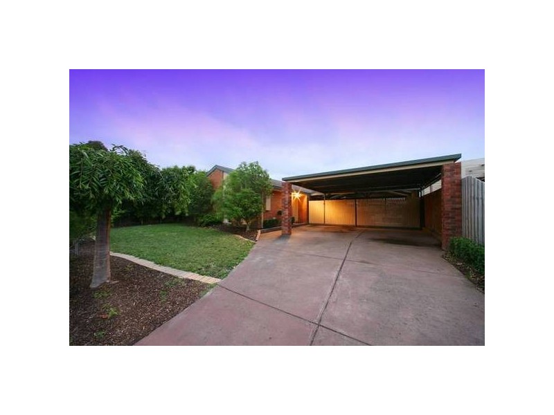 14 Tyers Crescent, Rowville VIC 3178
