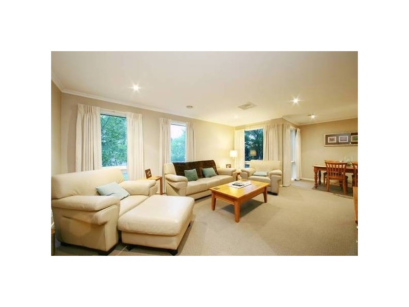 14 Tyers Crescent, Rowville VIC 3178