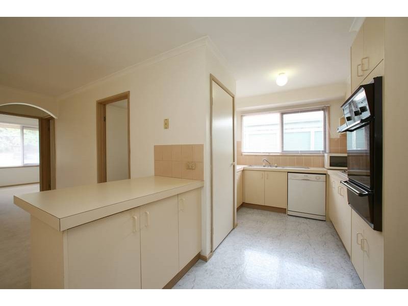 14 Davison Crescent, Ferntree Gully VIC 3156