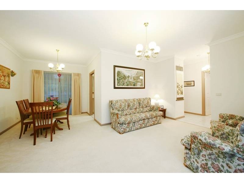 27 Laanecoorie Drive, Lysterfield VIC 3156