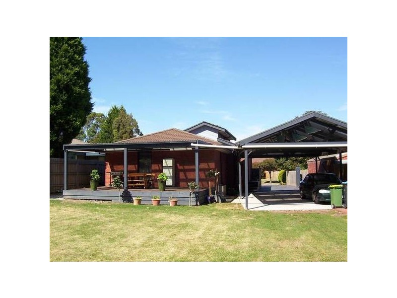 4 Prior Court, Rowville VIC 3178