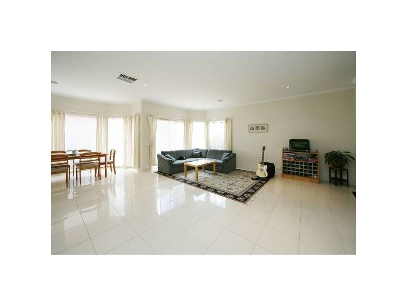 57 Victoria Knox Avenue, Rowville VIC 3178