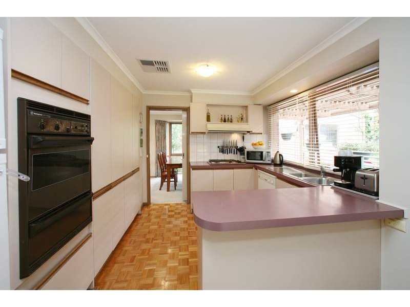 80 Taylors Lane, Rowville VIC 3178