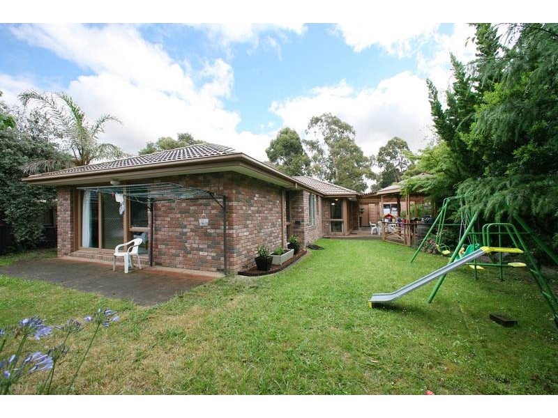 80 Taylors Lane, Rowville VIC 3178