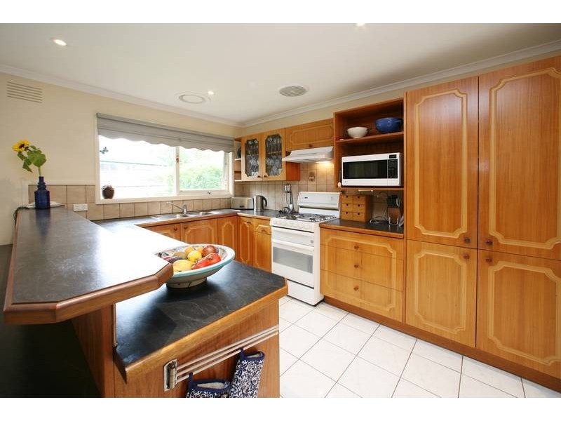 132 Taylors Lane, Rowville VIC 3178