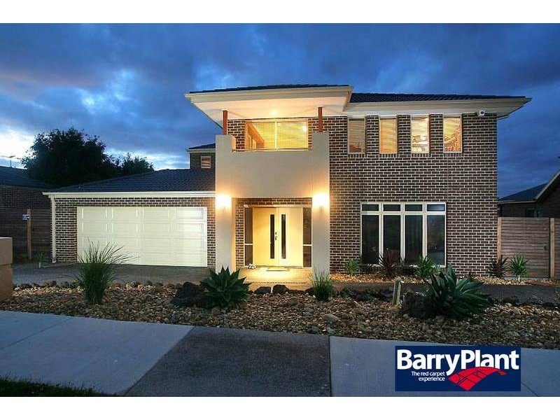 41 Heany Park Drive, Rowville VIC 3178