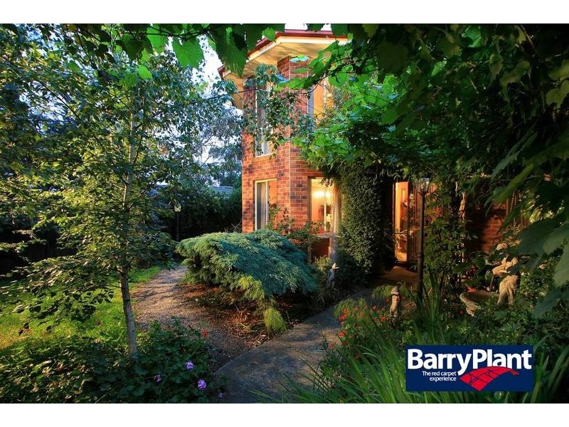 36 Castricum Place, Ferntree Gully VIC 3156