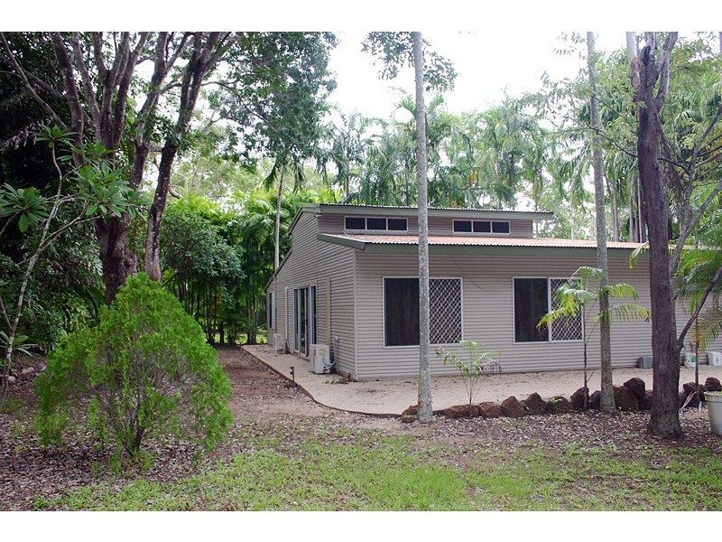 20 Yates Road, Howard Springs NT 0835