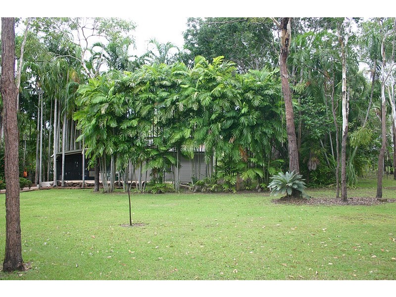 20 Yates Road, Howard Springs NT 0835
