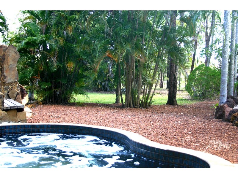 20 Yates Road, Howard Springs NT 0835