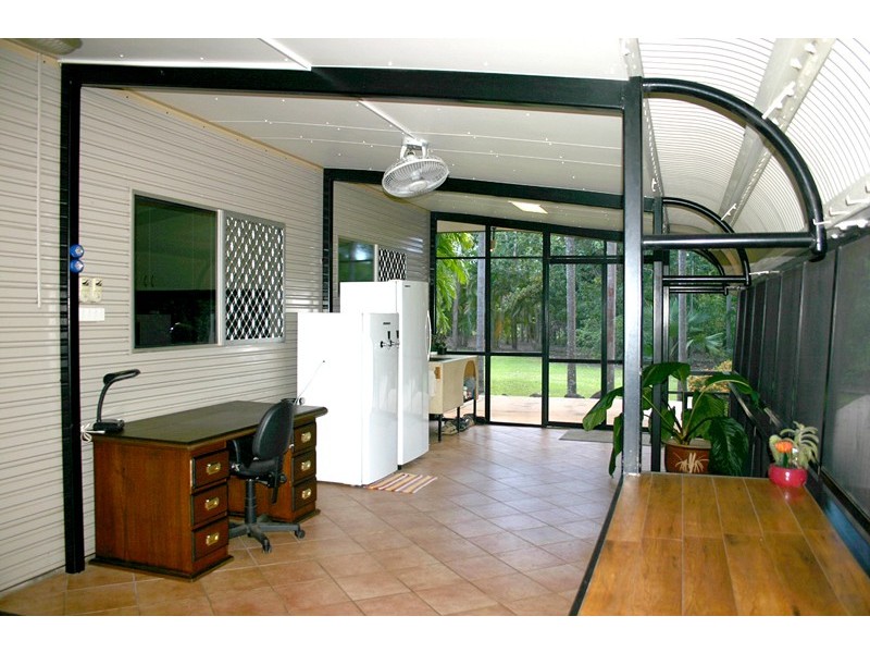 20 Yates Road, Howard Springs NT 0835