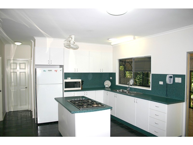 20 Yates Road, Howard Springs NT 0835