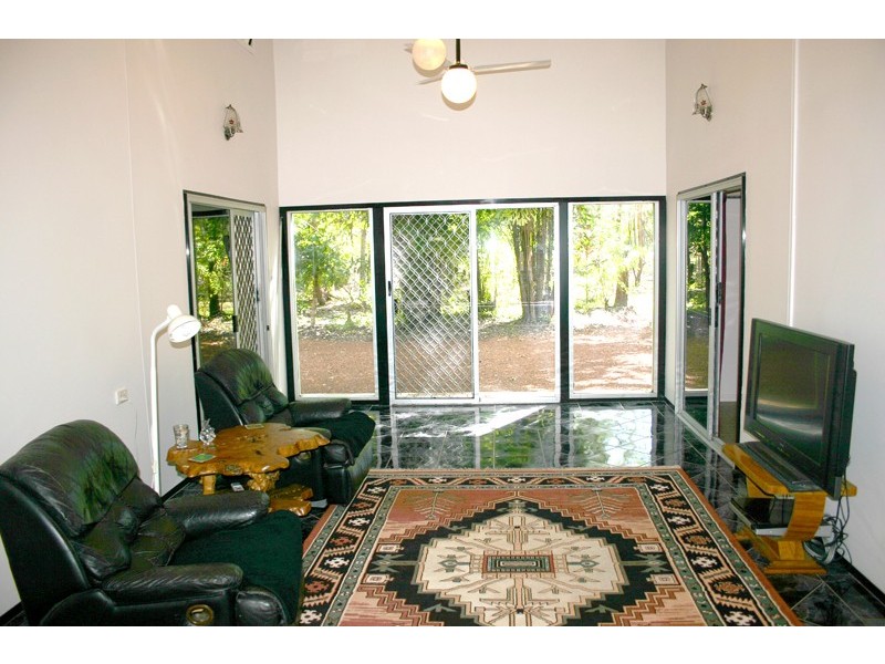 20 Yates Road, Howard Springs NT 0835