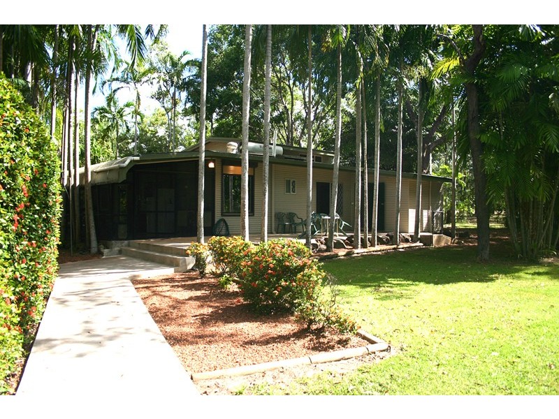 20 Yates Road, Howard Springs NT 0835