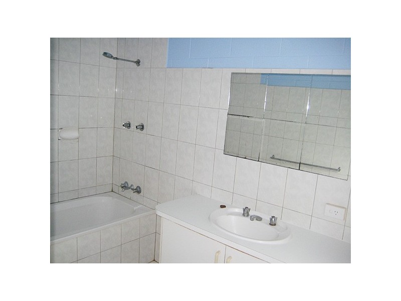 17 Hannibal Crescent, Gray NT 0830