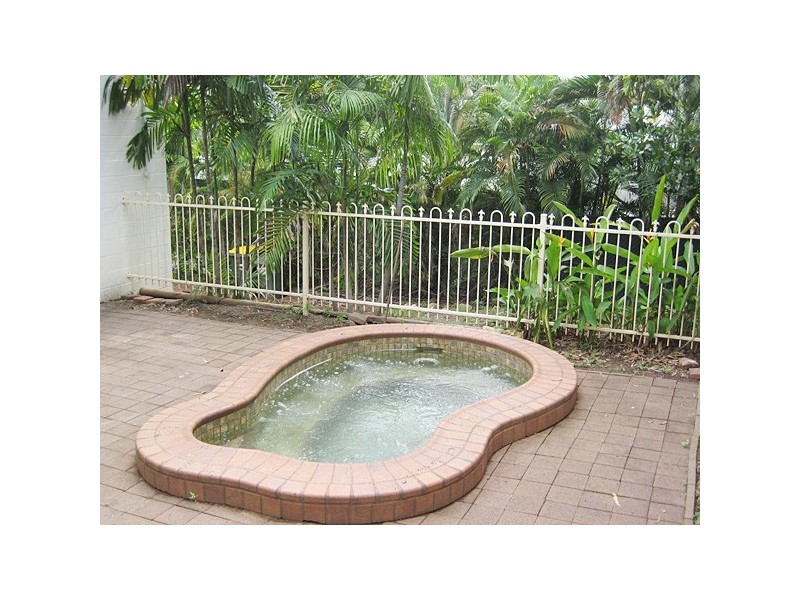17 Hannibal Crescent, Gray NT 0830
