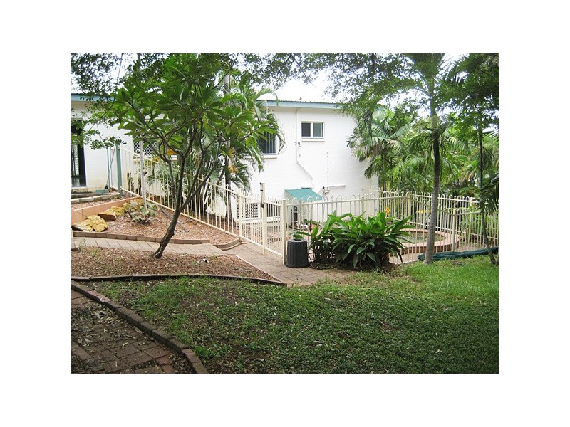 17 Hannibal Crescent, Gray NT 0830