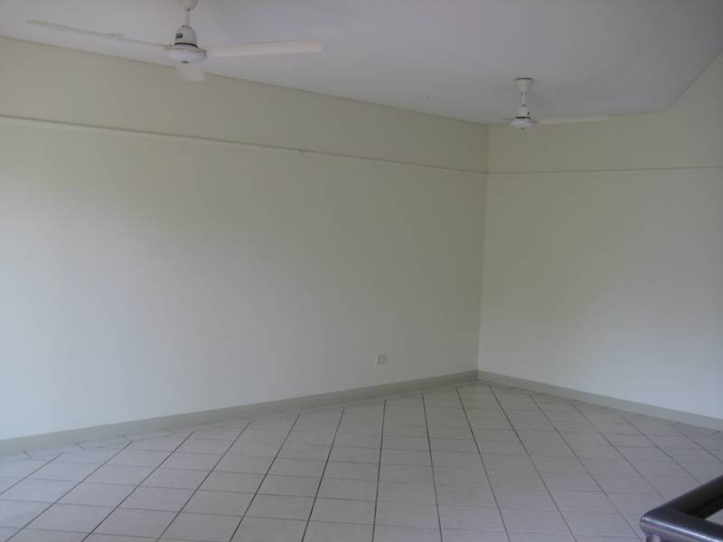 2/8 Gardens Road, The Gardens NT 0820