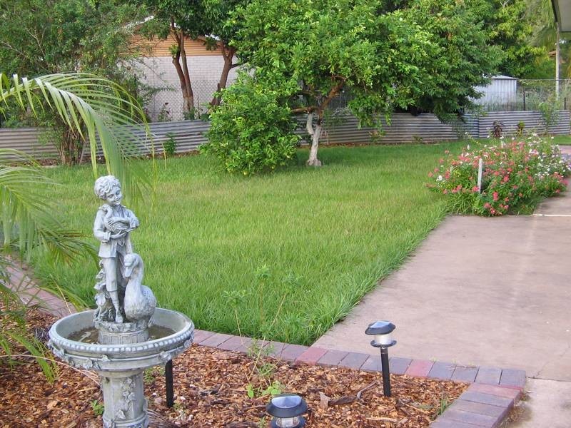 8 MAGDALENE COURT, Malak NT 0812