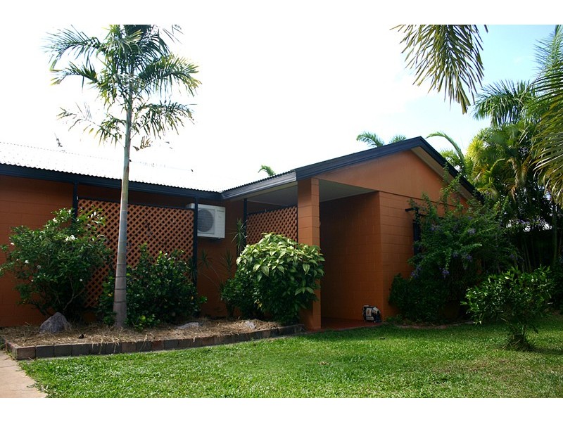 15 Connaught Court, Bakewell NT 0832