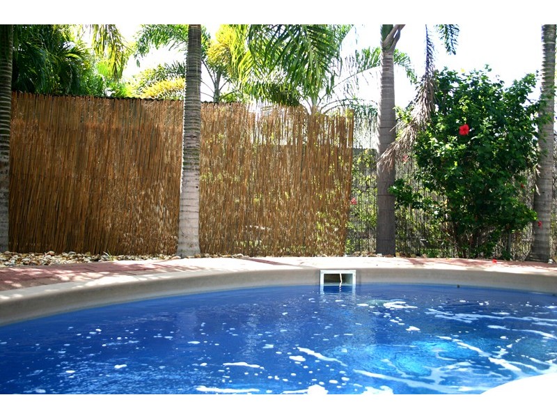 15 Connaught Court, Bakewell NT 0832