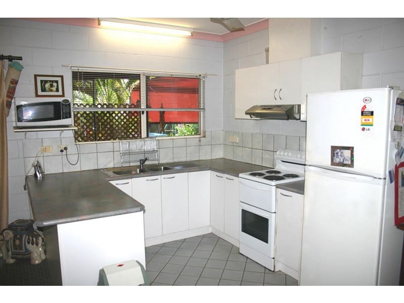 15 Connaught Court, Bakewell NT 0832