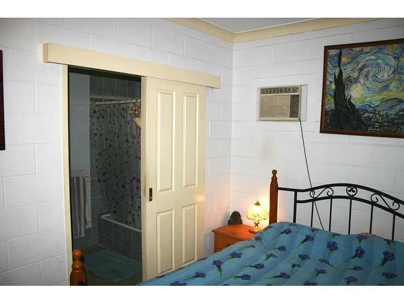 15 Connaught Court, Bakewell NT 0832