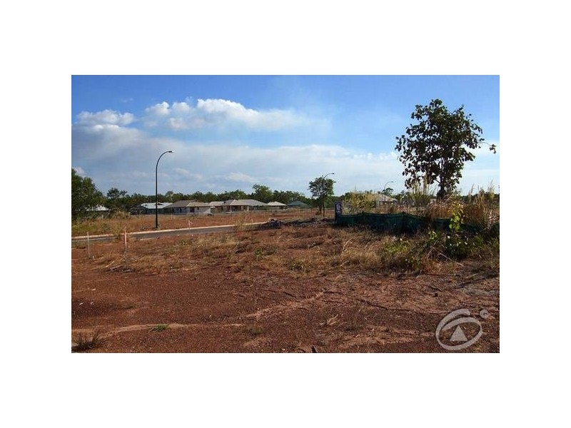 18 Wood Crescent, Rosebery NT 0832