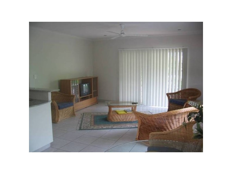 Sovereign Circuit, Coconut Grove NT 0810
