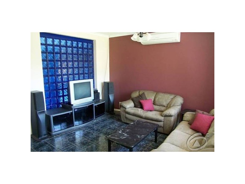 Lowrie Court, Malak NT 0812