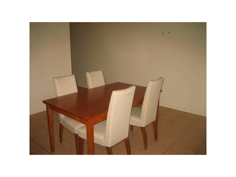 2/4 Mcminn Street, Darwin NT 0800