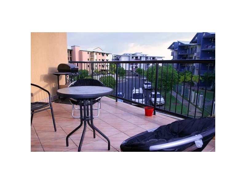 25/9 Manila Place, Woolner NT 0820