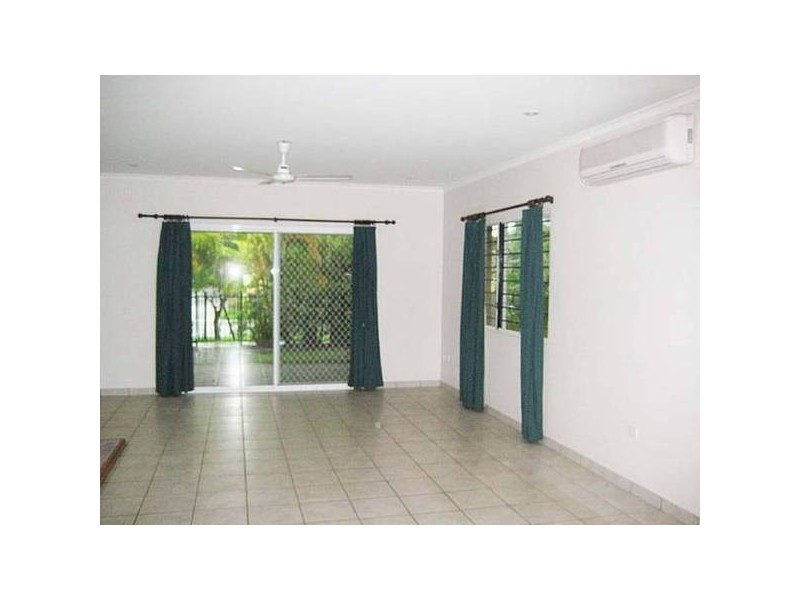 1/16 Sovereign Circuit, Coconut Grove NT 0810